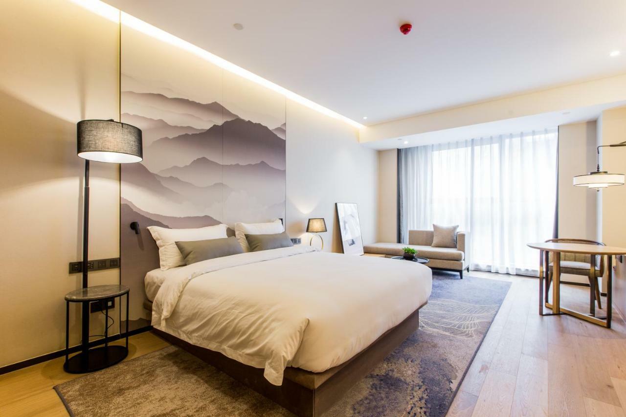 Howard Johnson By Wyndham Life Zhuoyuan Ningbo Exterior foto